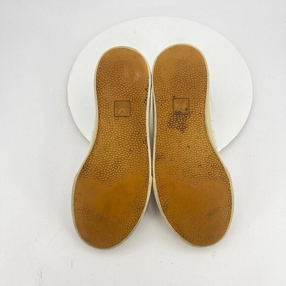 Veja Recife V Lock Women Size 10 White Stitch V Logo Leather Comfort Shoes - Picture 11 of 14